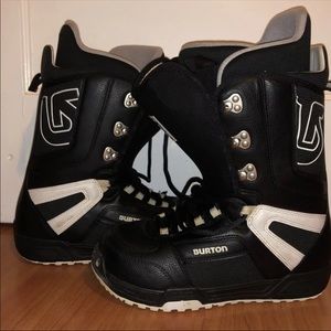 Burton snowboard boots (men, 9.5)